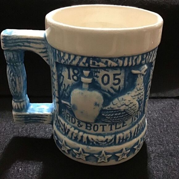 Mug Vintage 1805 Bird and bottle from estate sale ￼ - Picture 1 of 2